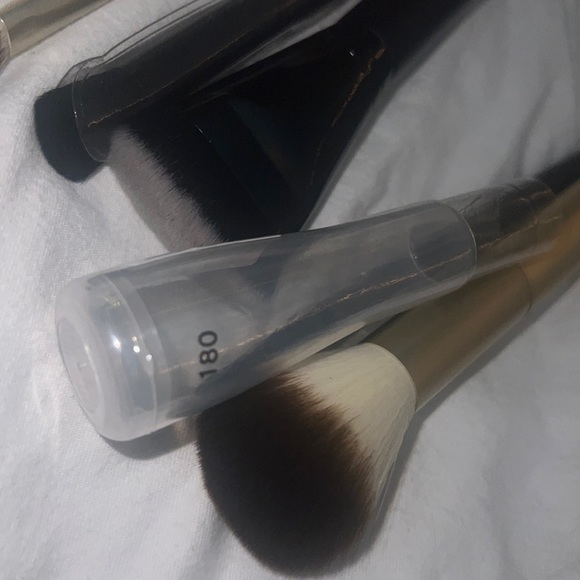 Brushes n tools! - Picture 2 of 4